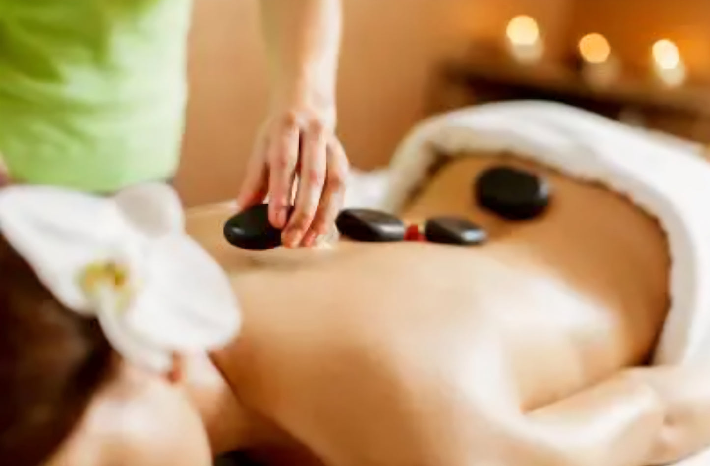 Massage thérapeutique du corps entier aux huiles végétales